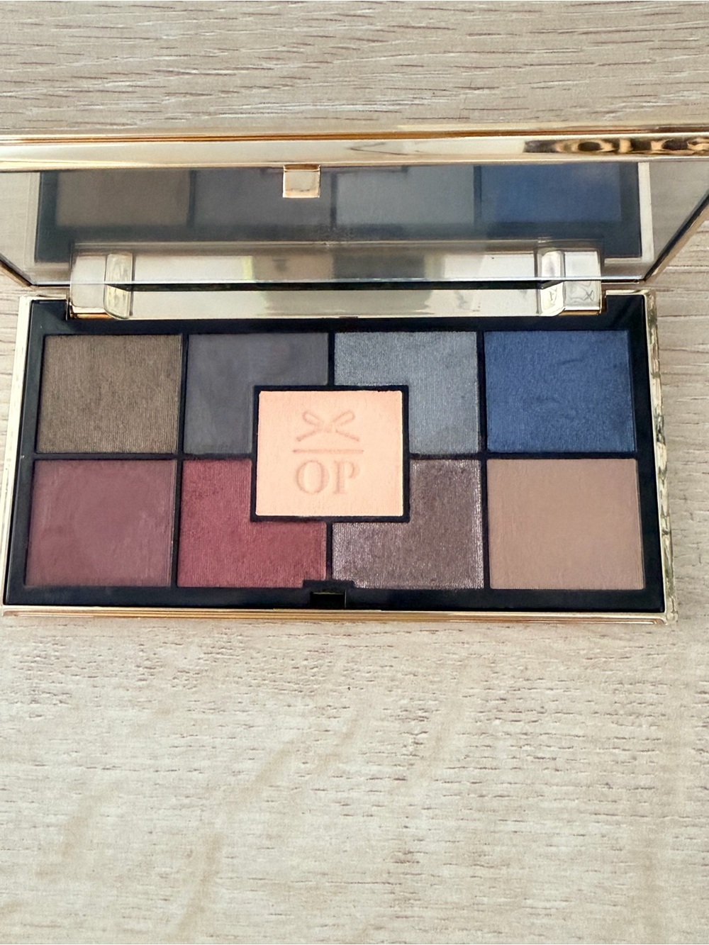Ciaté London x Olivia Palermo Black + Gold Palette BRAND NEW/NEVER USED